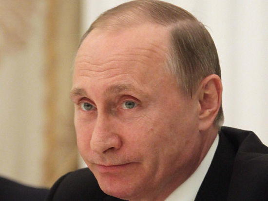 Песков признался, что у Владимира Путина нет смартфона