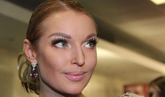 Анастасия Волочкова показала концертный наряд