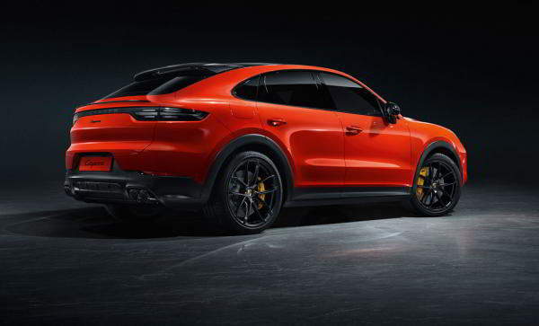У Porsche Cayenne срезало часть крыши. Любители кросс-купе ликуют!